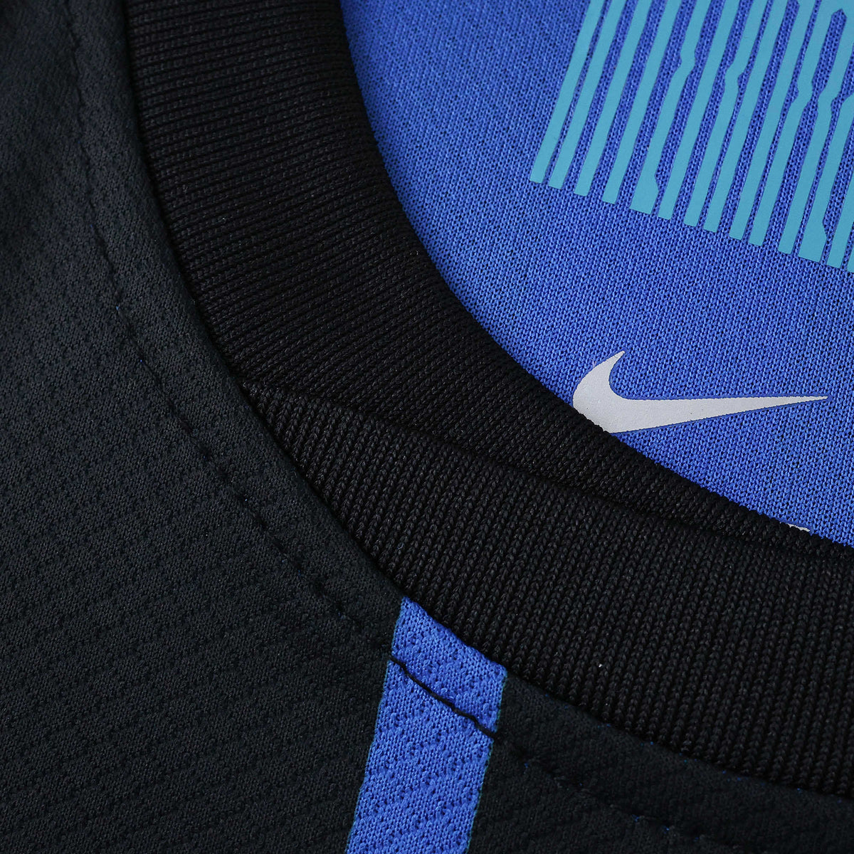 Ensemble Enfant Inter Milan 2025/26 Domicile — vue 3