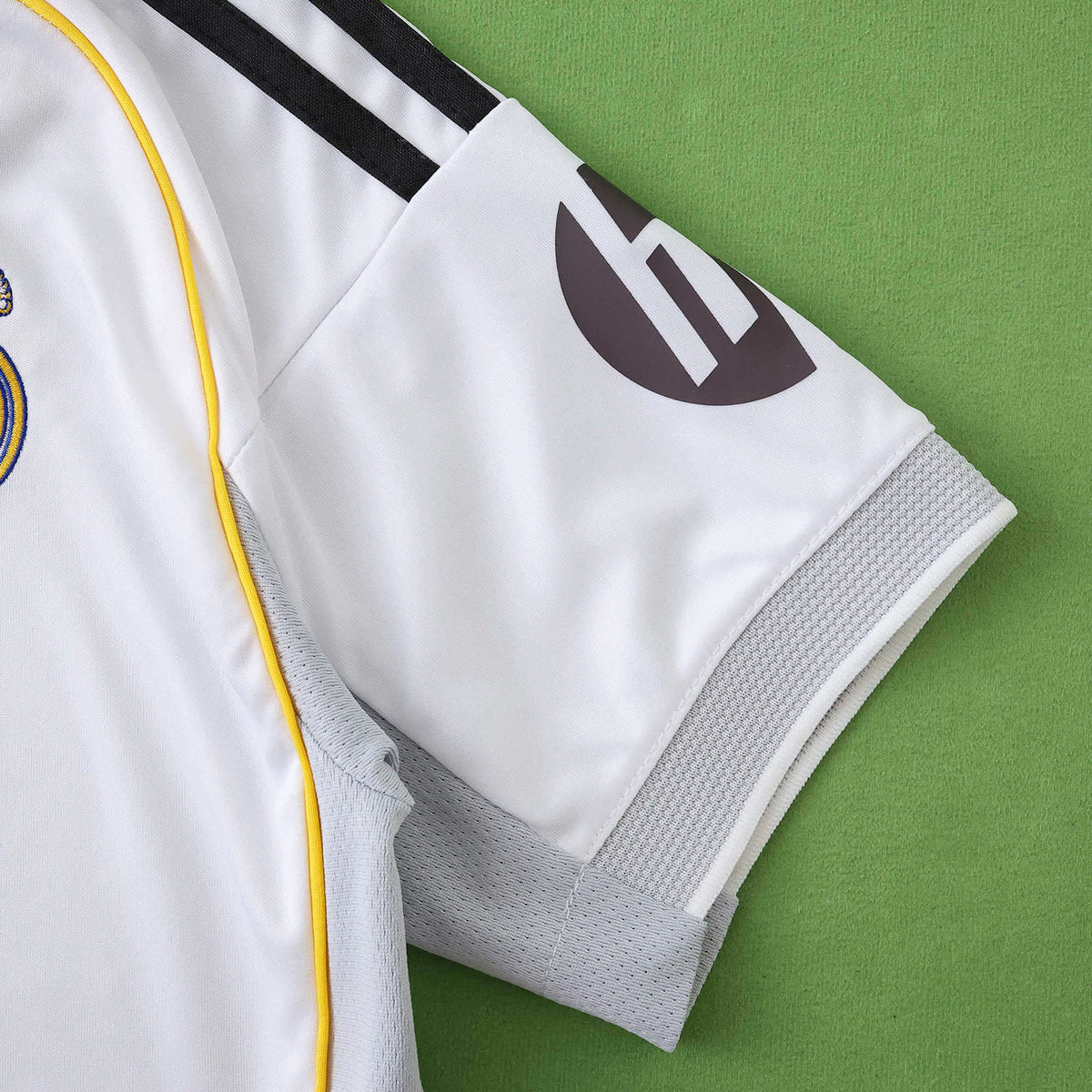 Ensemble Enfant Real Madrid 2025/26 Domicile — vue 5