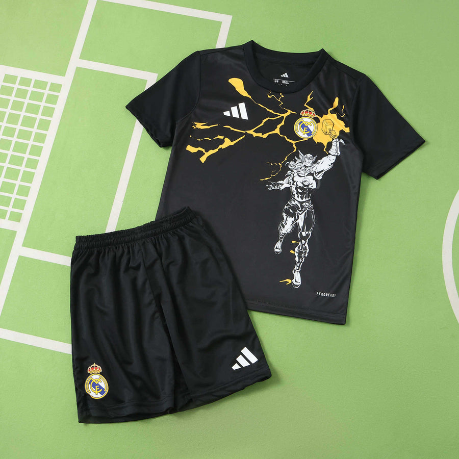 Ensemble Enfant Real Madrid 2025/26 — Édition Marvel Concept — vue 2