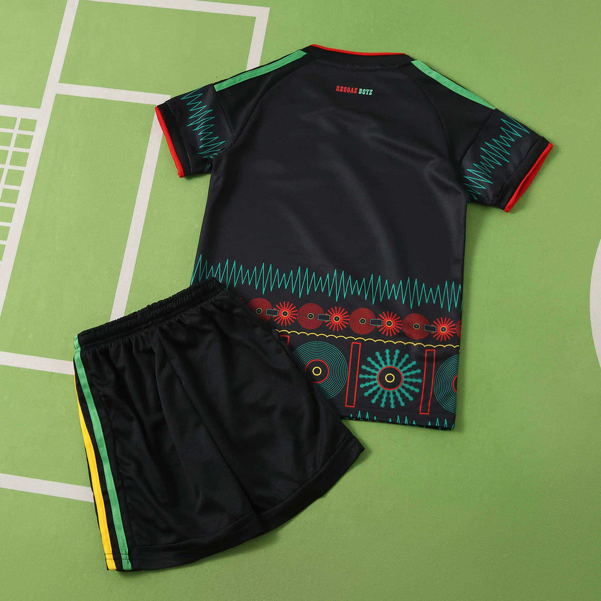 Ensemble Enfant Jamaïque 2026 Extérieur — vue 4