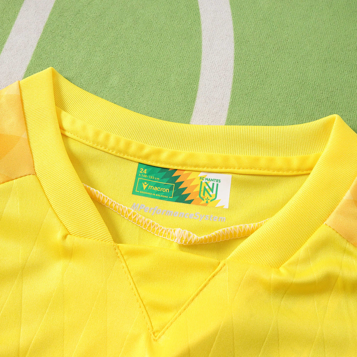 Ensemble Enfant FC Nantes 2026/27 Domicile — vue 4
