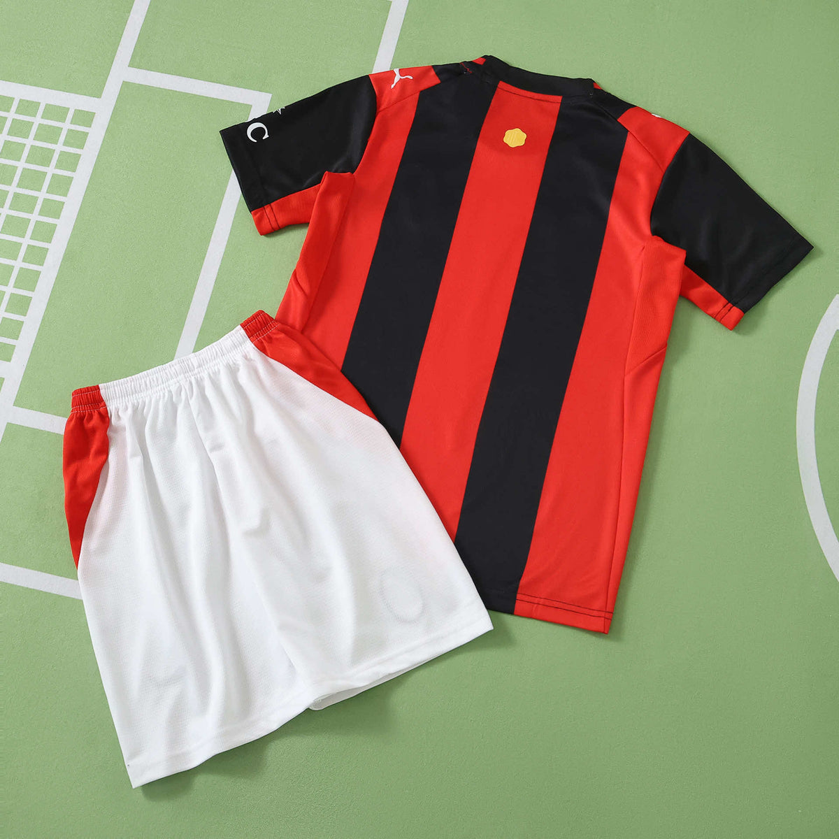 Ensemble Enfant AC Milan 2026/27 Domicile — vue 3