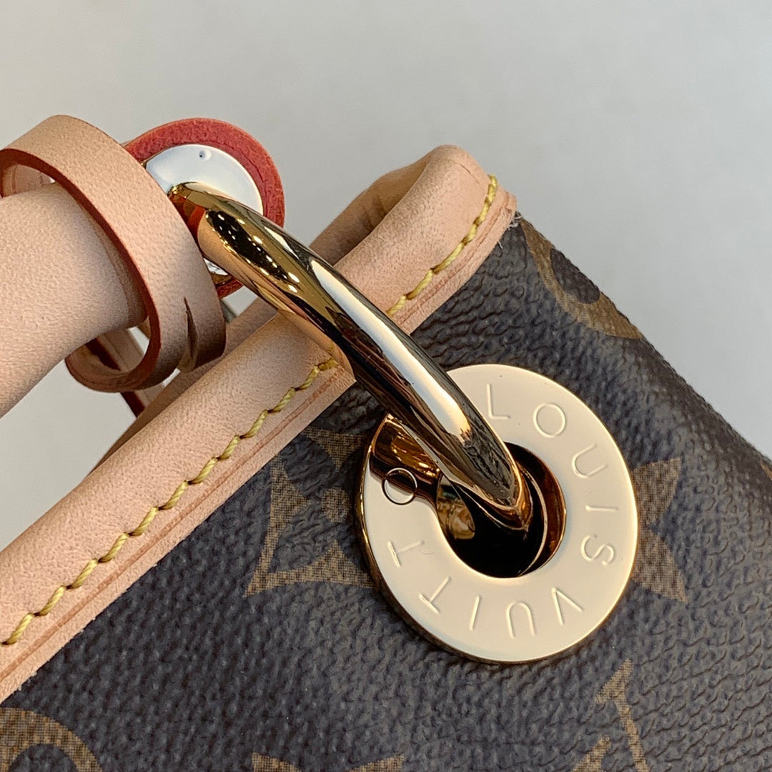 Sac à main – Réf. M44869