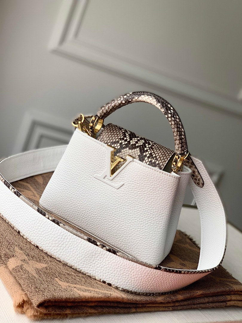 Sac à main Capucines – Réf. M95509