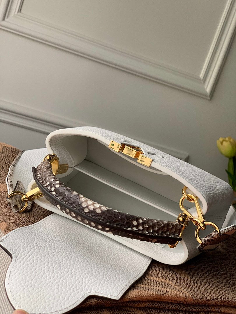Sac à main Capucines – Réf. M95509