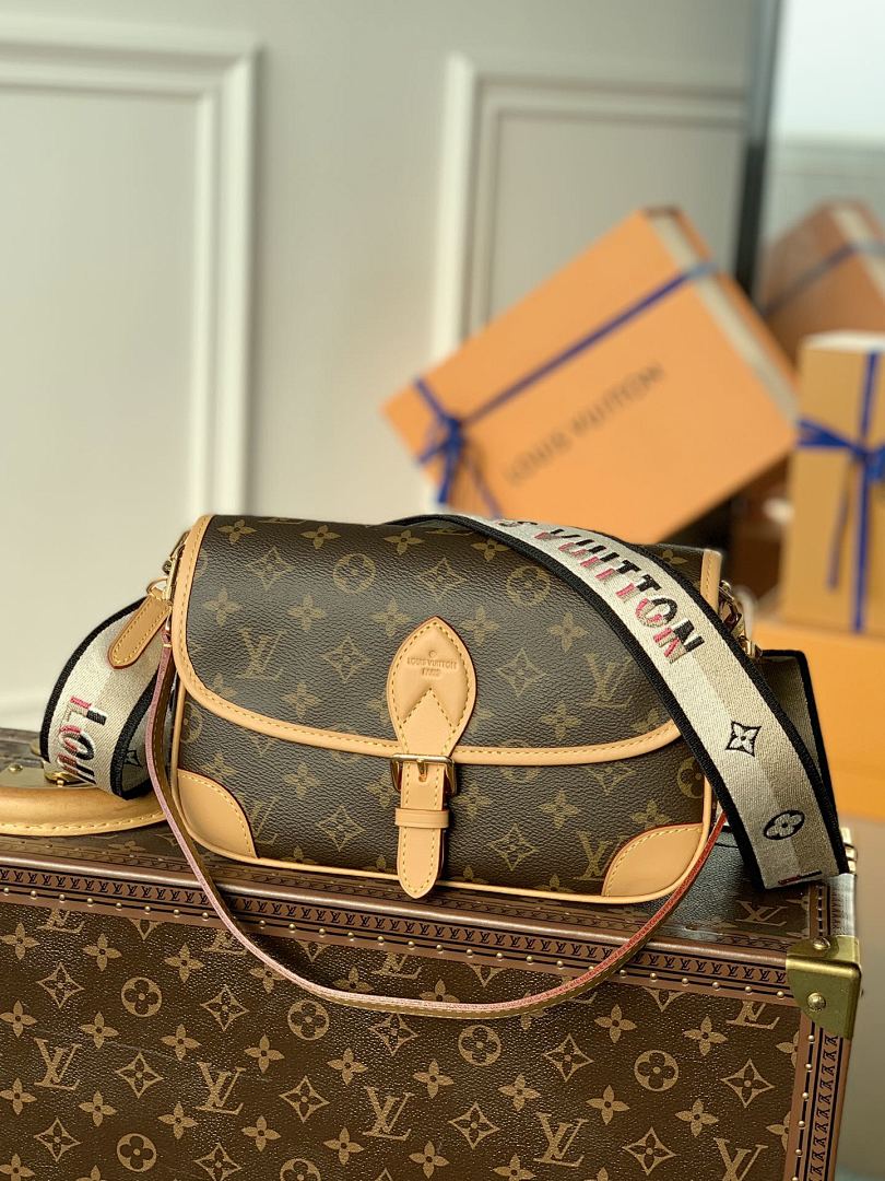 Sac à main – Réf. M45985