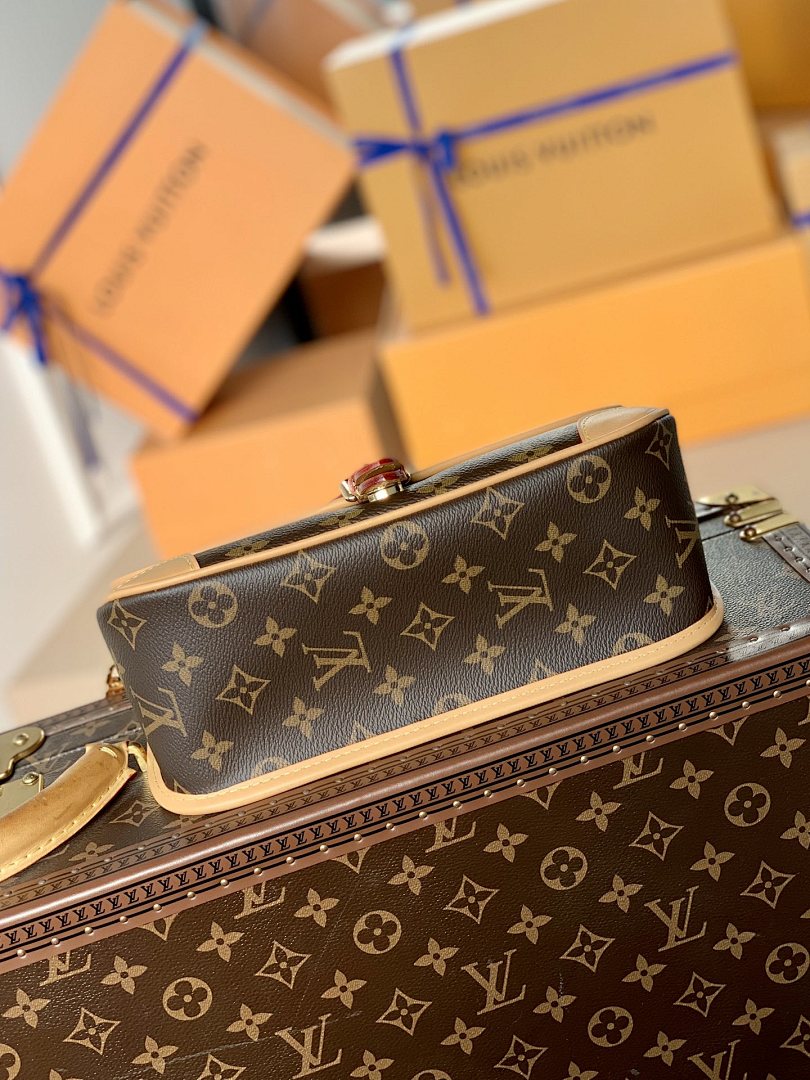 Sac à main – Réf. M45985