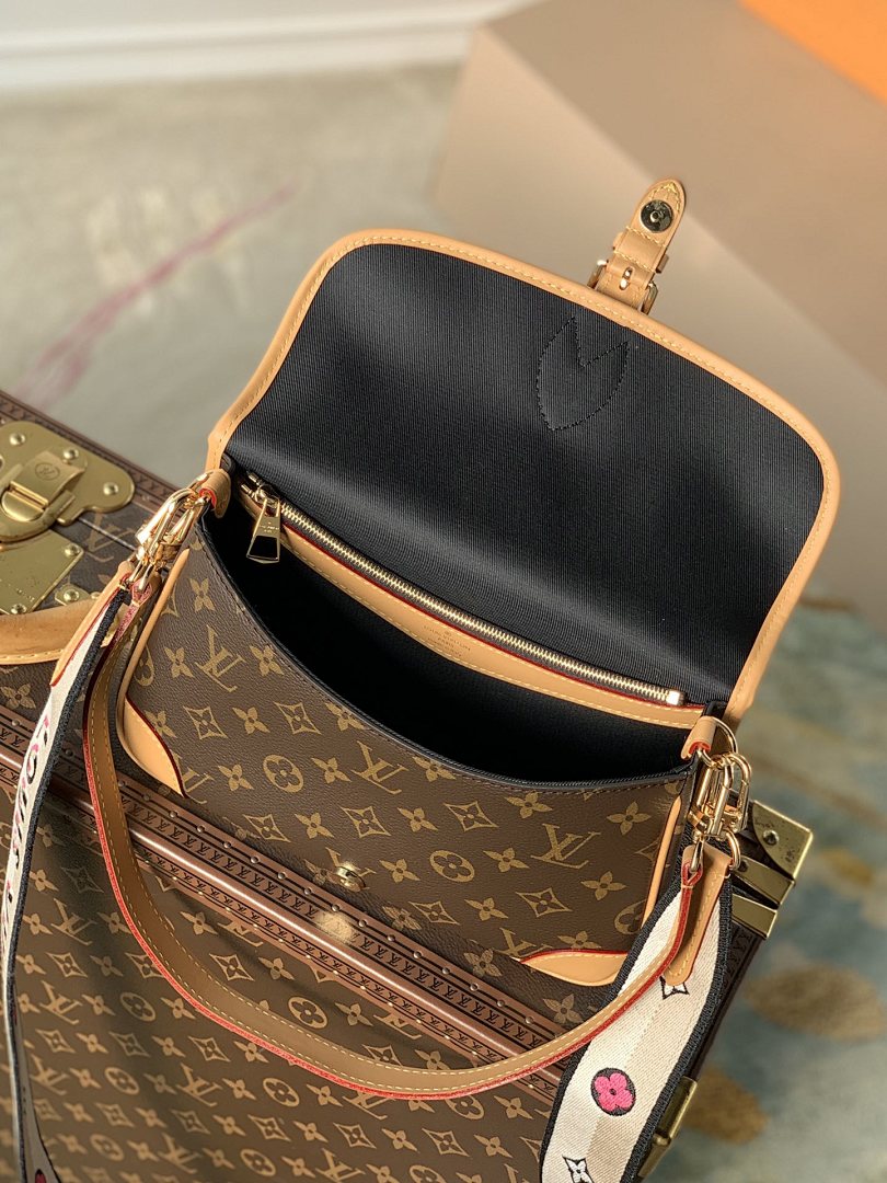 Sac à main – Réf. M45985