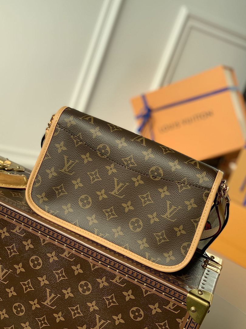 Sac à main – Réf. M45985