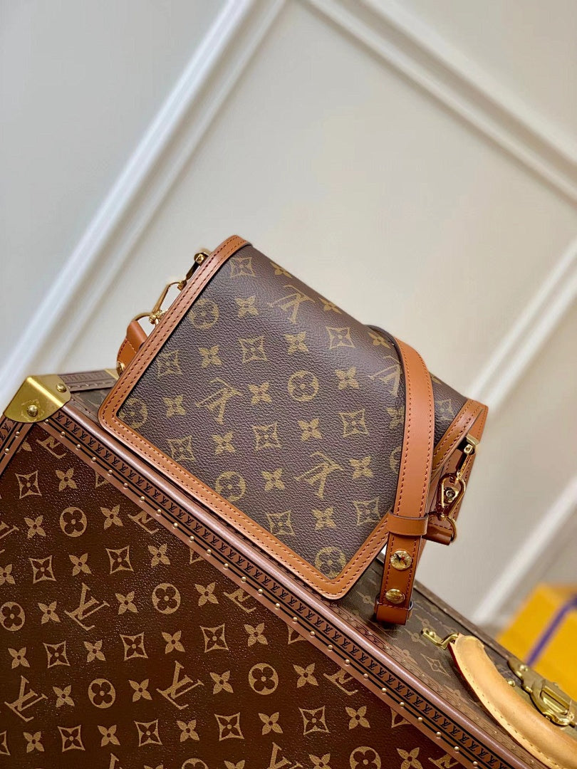 Sac à main Dauphine – Réf. M45959