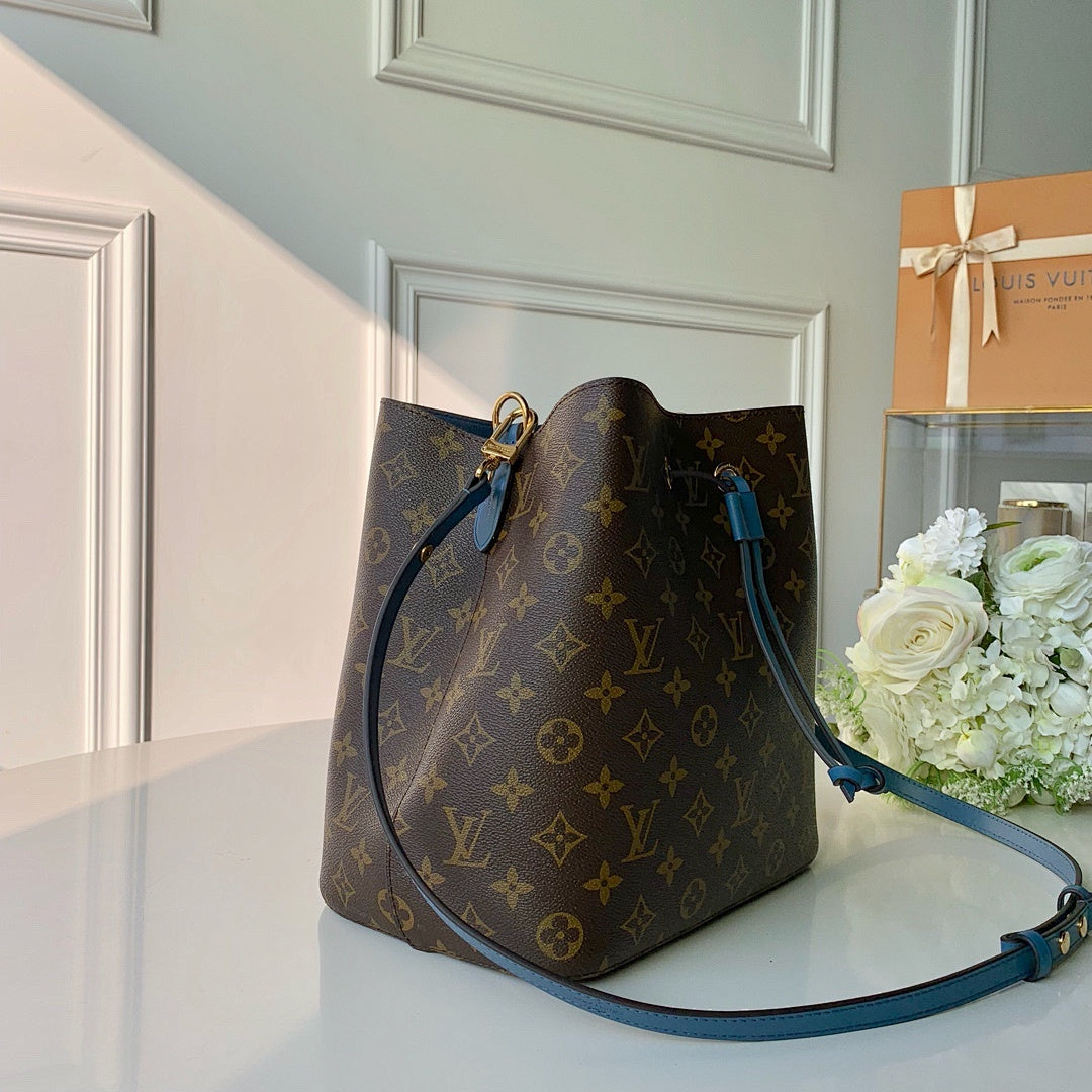 Sac à main Seau – Réf. M43569