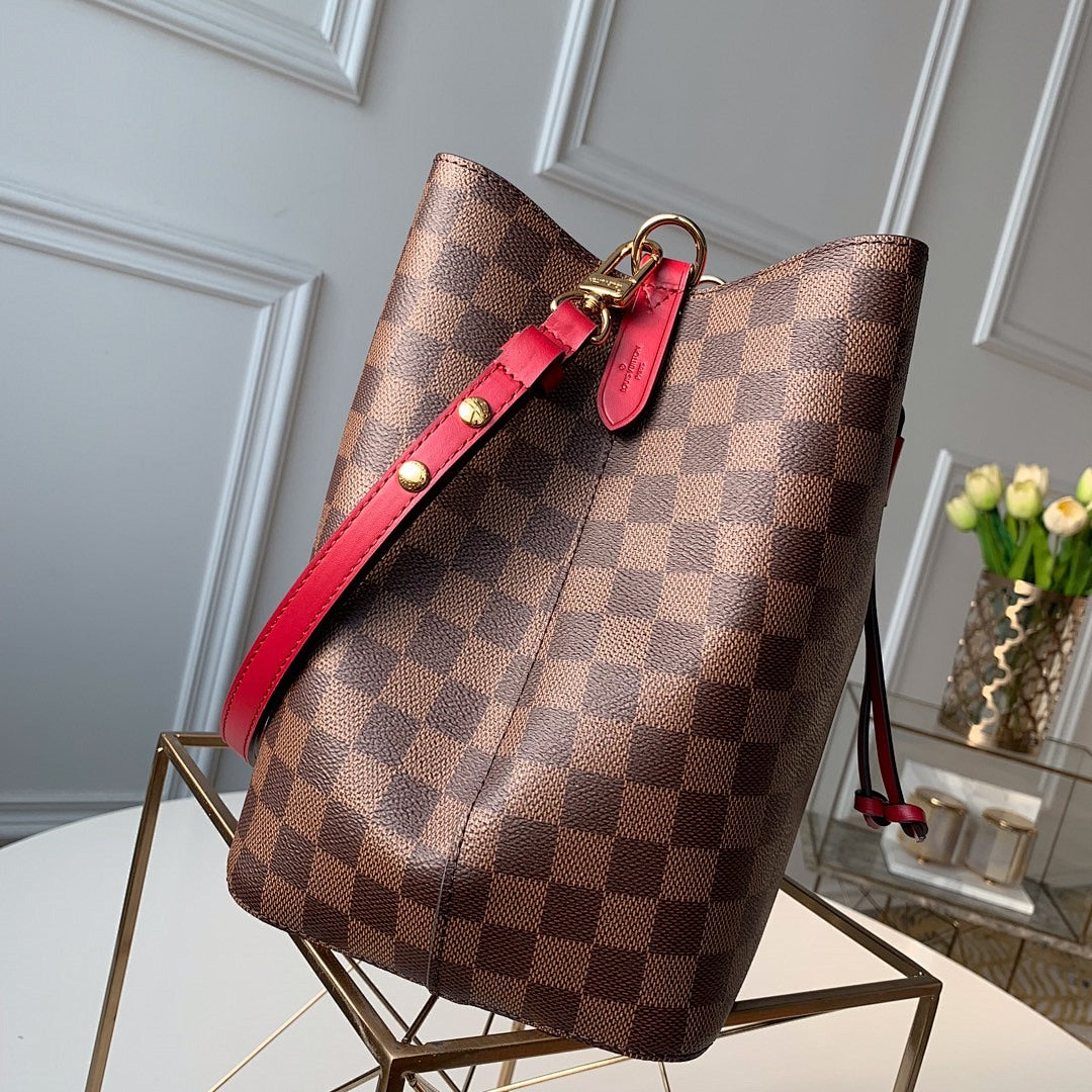 Sac à main Seau – Réf. N40214