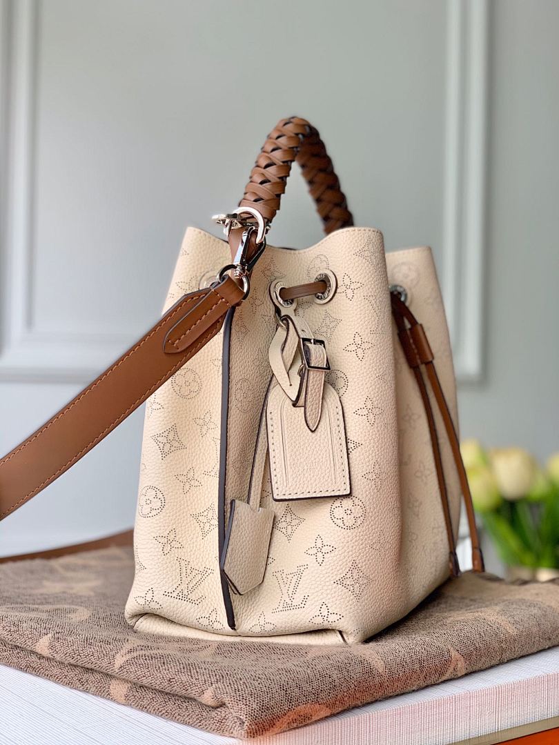 Sac à main Seau – Réf. M55801