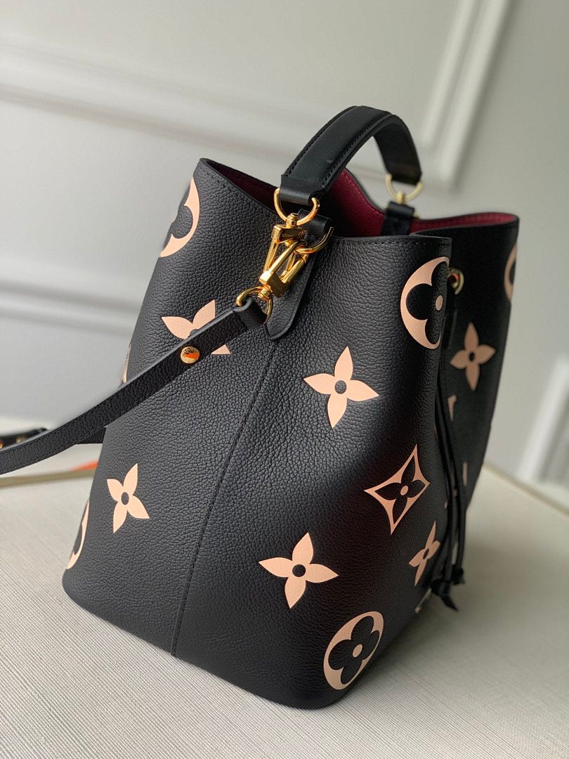 Sac à main Seau – Réf. M45497