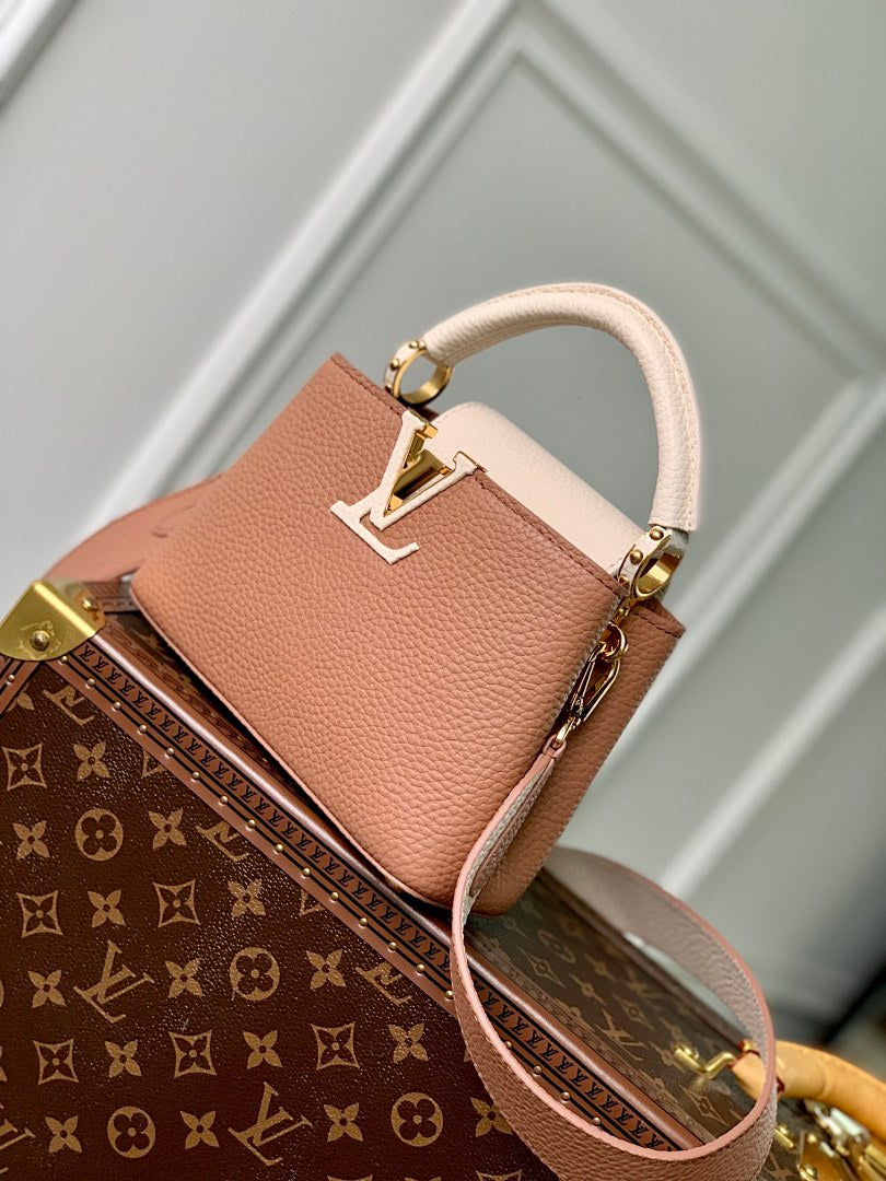 Sac à main Capucines – Réf. M21045