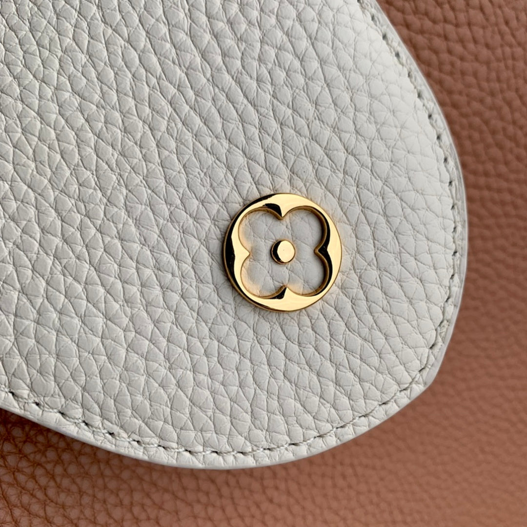 Sac à main Capucines – Réf. M21045