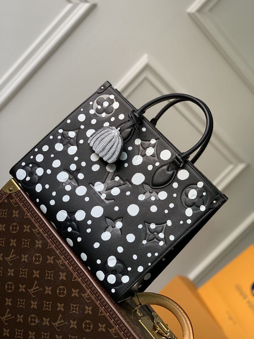 Sac à main OnTheGo – Réf. m46389
