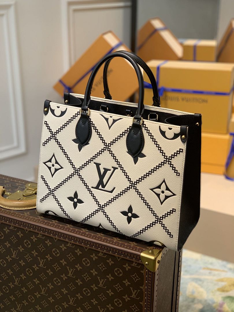 Sac à main OnTheGo – Réf. M46016