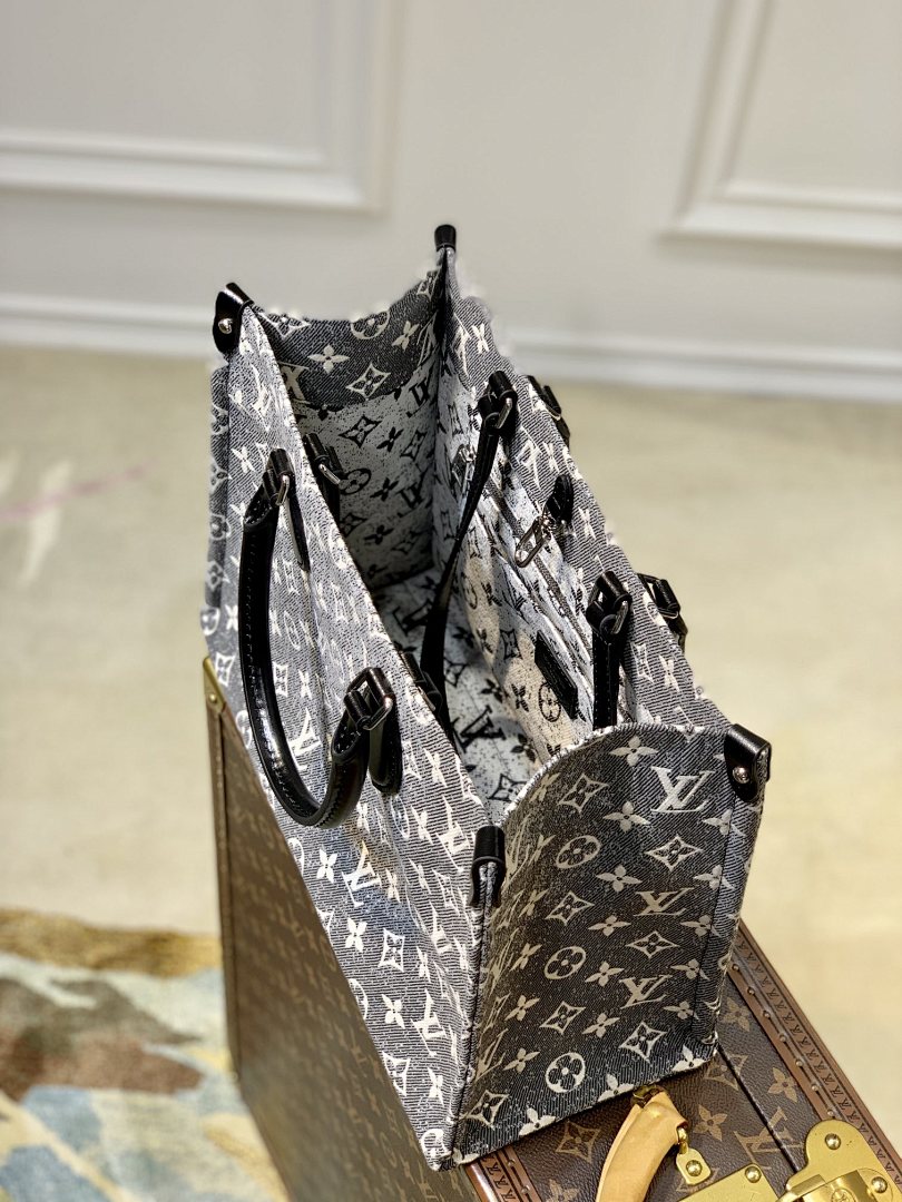 Sac à main OnTheGo – Réf. M46448