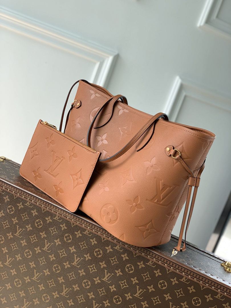 Sac à main Neverfull – Réf. M45684
