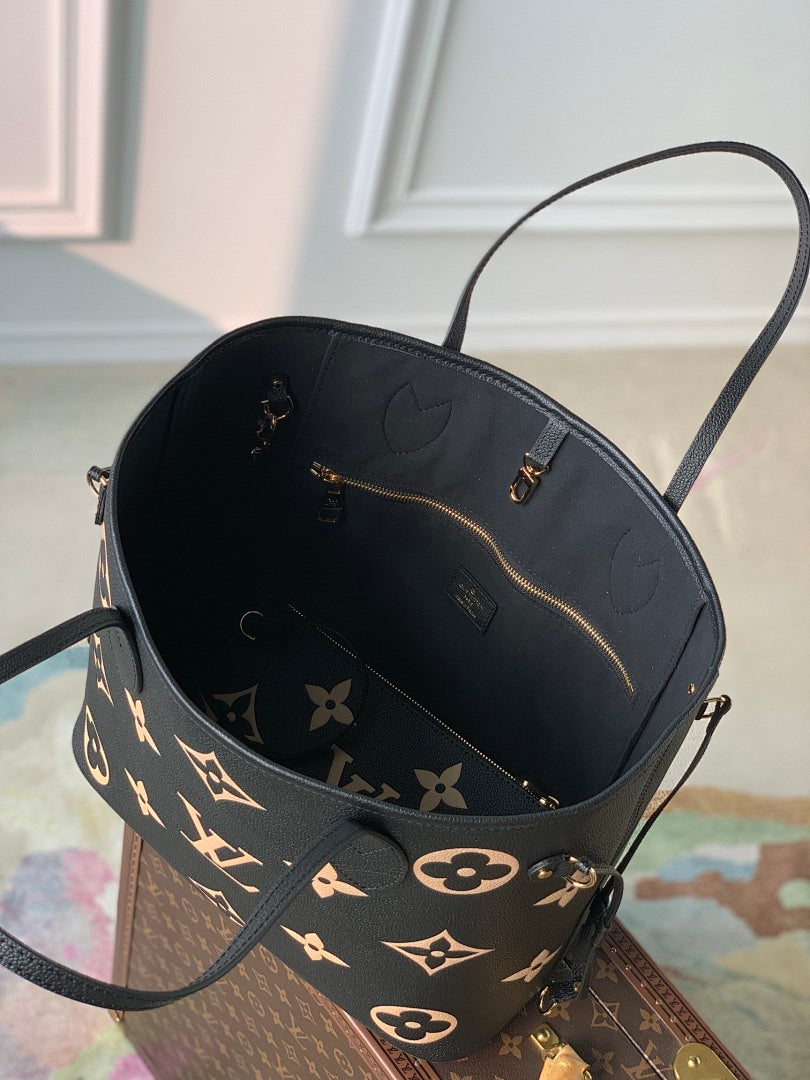 Sac à main Neverfull – Réf. M58907