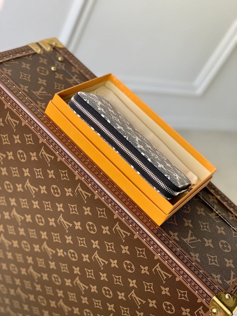 Portefeuille – Réf. M81858