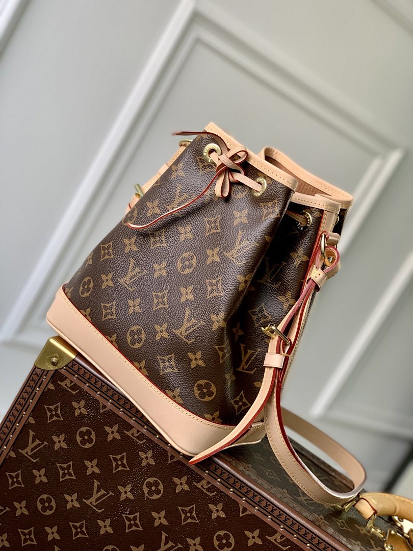 Sac à main Seau – Réf. M40817
