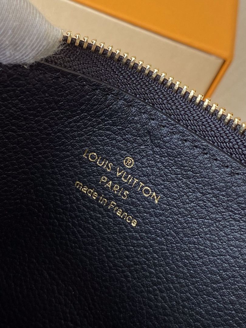 Portefeuille – Réf. M69421 · Noir Empreinte