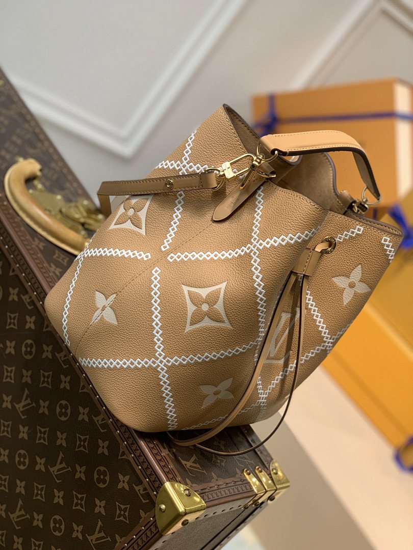 Sac à main Seau – Réf. M46029