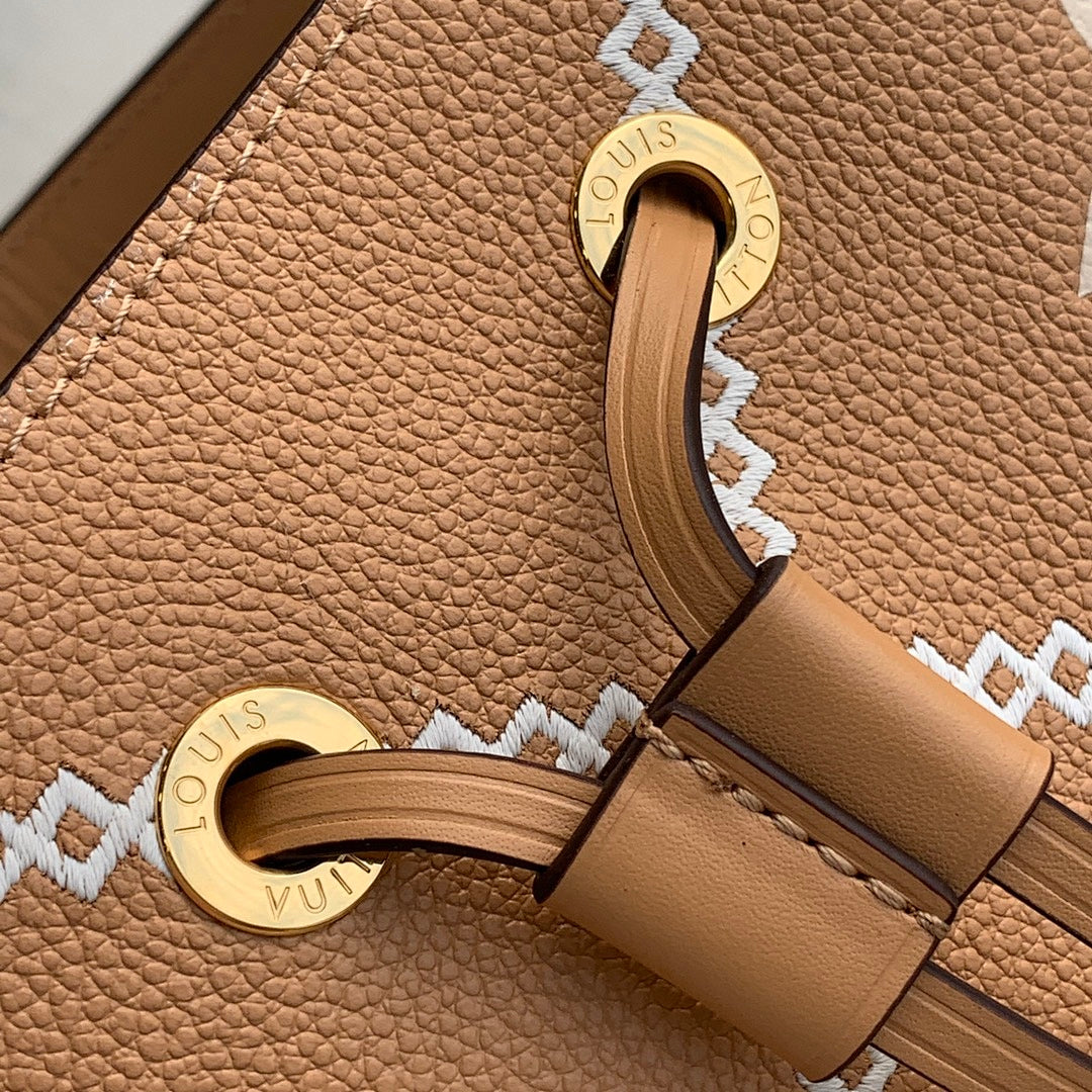 Sac à main Seau – Réf. M46029