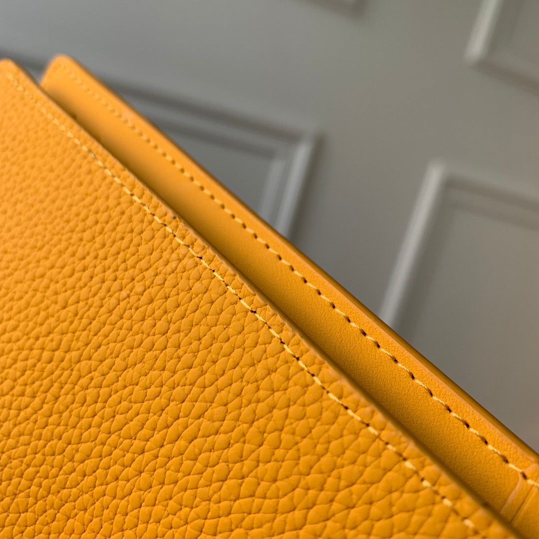Portefeuille – Réf. M81811