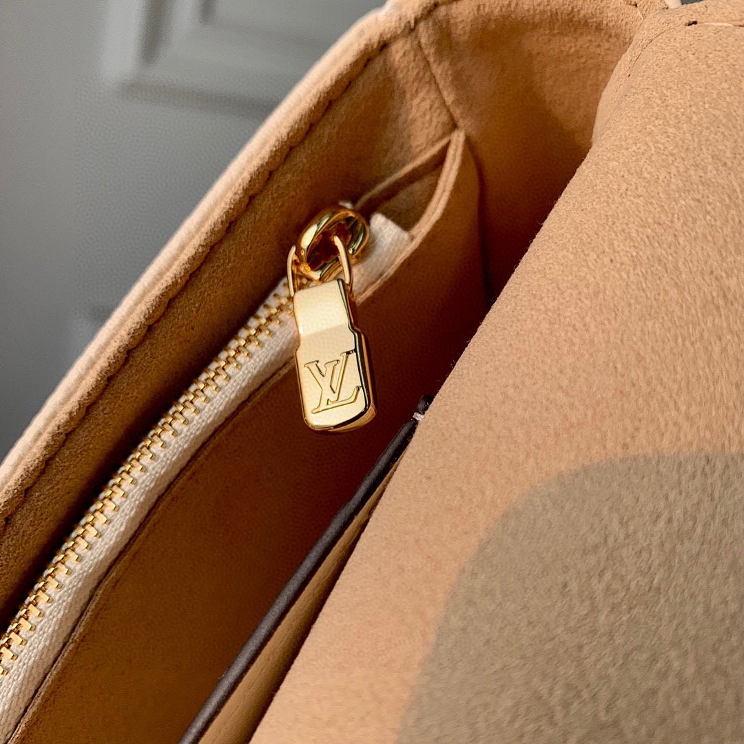 Sac à main – Réf. M82210 · Coloris 2