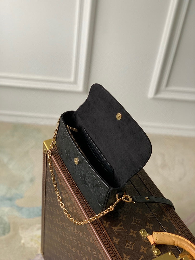 Sac à main – Réf. M82210 · Noir