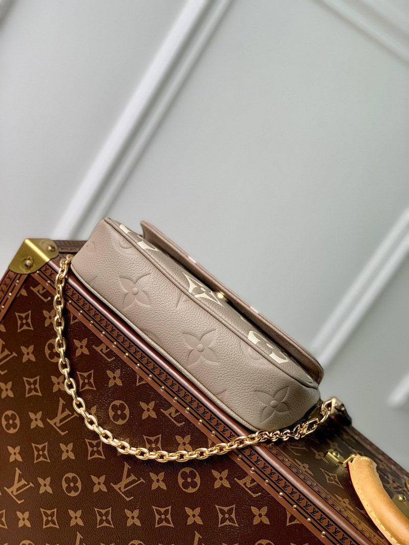 Sac à main – Réf. M82211