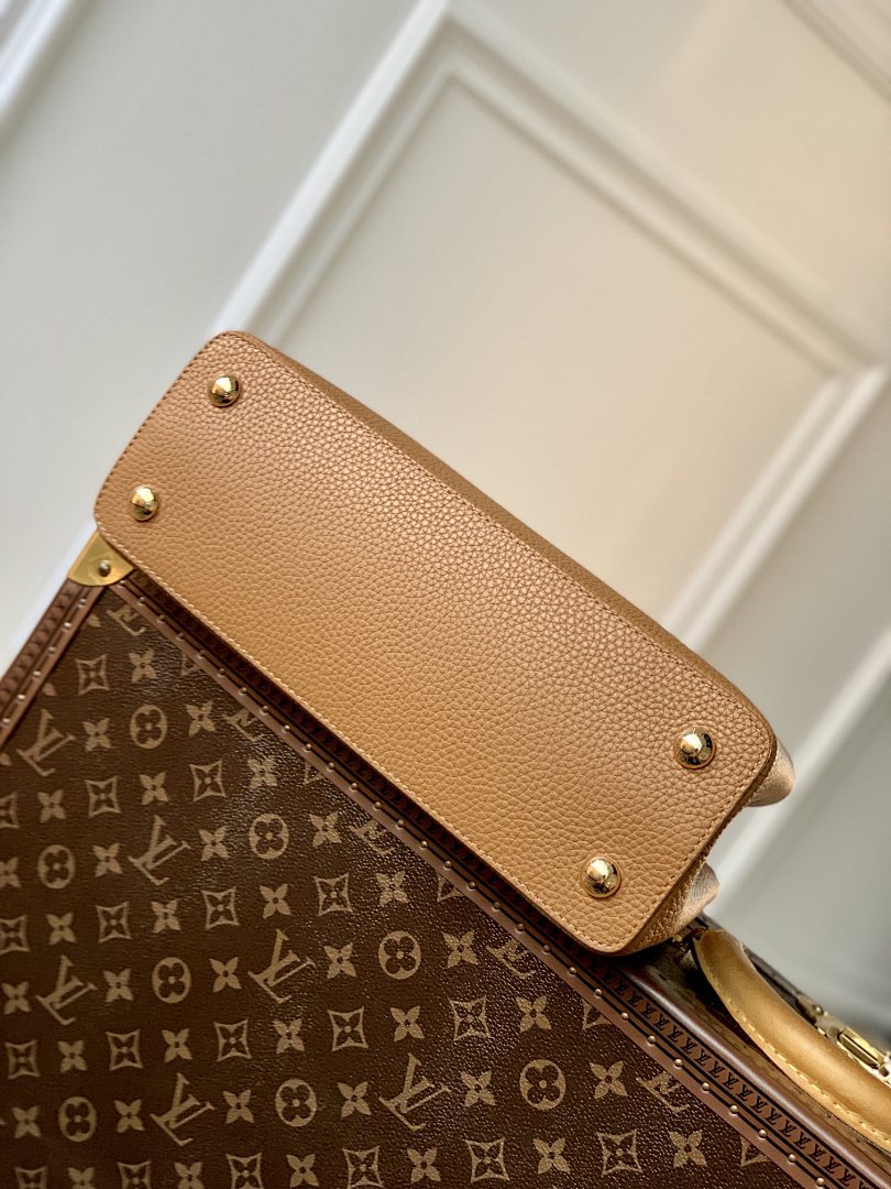 Sac à main Capucines – Réf. M21798 · Marron · Coloris 3