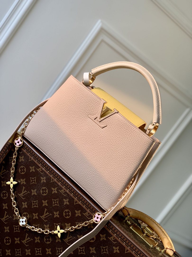 Sac à main Capucines – Réf. M22375 · Abricot · Coloris 3