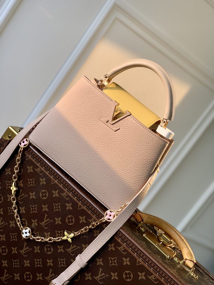 Sac à main Capucines – Réf. M22375 · Abricot · Coloris 2