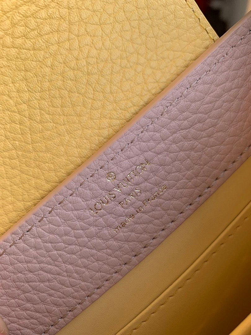 Sac à main Capucines – Réf. M22375 · Abricot · Coloris 1