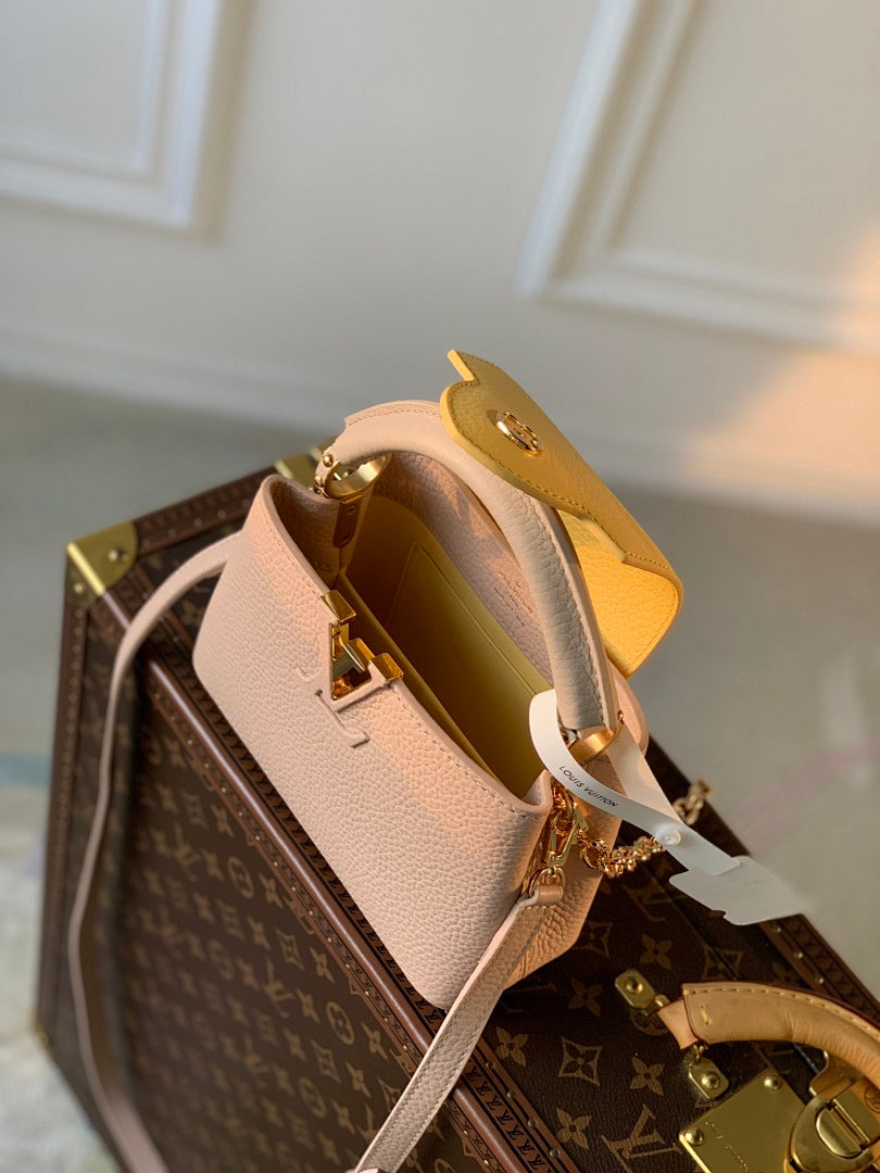 Sac à main Capucines – Réf. M22375 · Abricot · Coloris 1