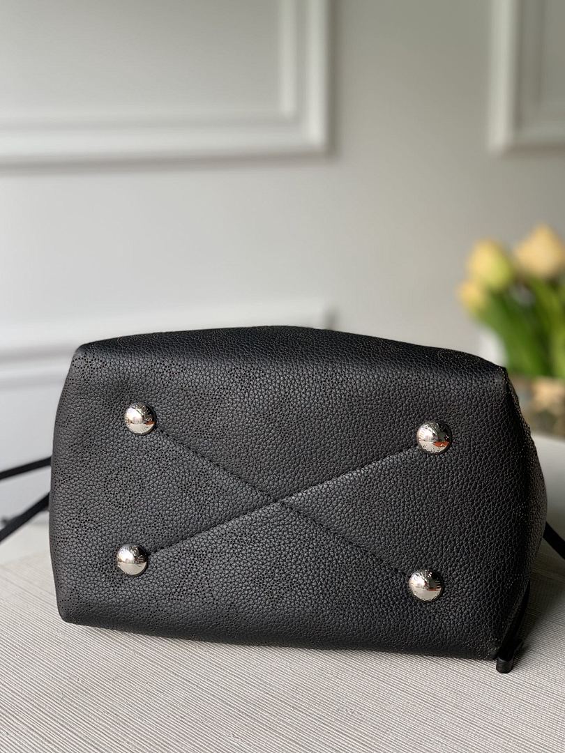Sac à main Seau – Réf. M57070 · Noir