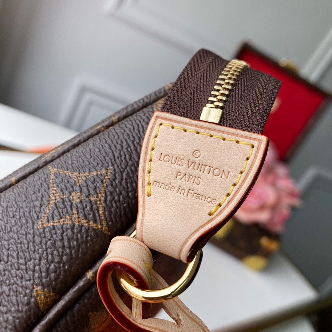 Pochette – Réf. M40712 · Monogram