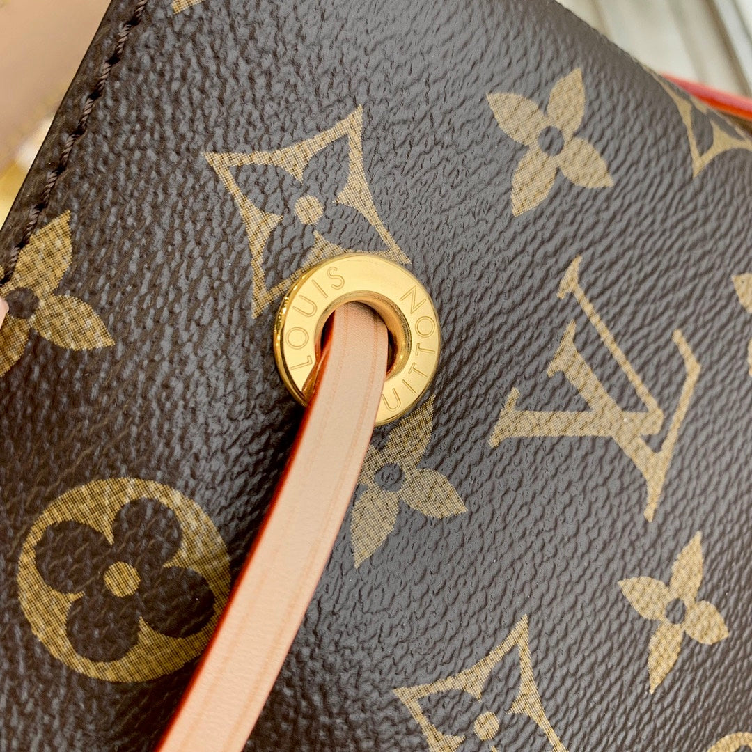 Sac à main Seau – Réf. M46581