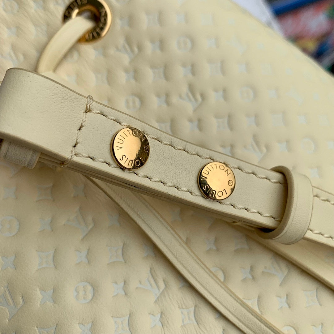 Sac à main Seau – Réf. M22599