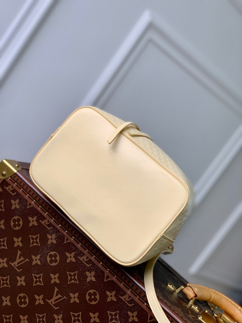 Sac à main Seau – Réf. M22599