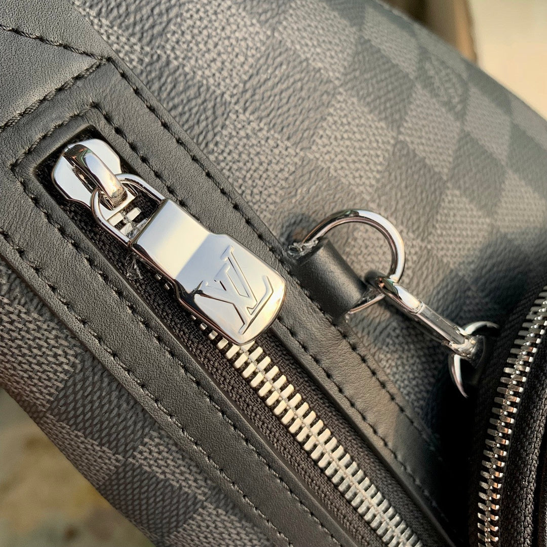 Sacoche Banane – Réf. M30936 · Damier Graphite