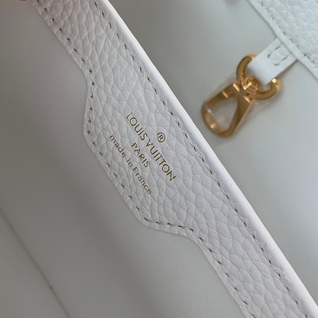 Sac à main Capucines – Réf. M22375 · Blanc PM