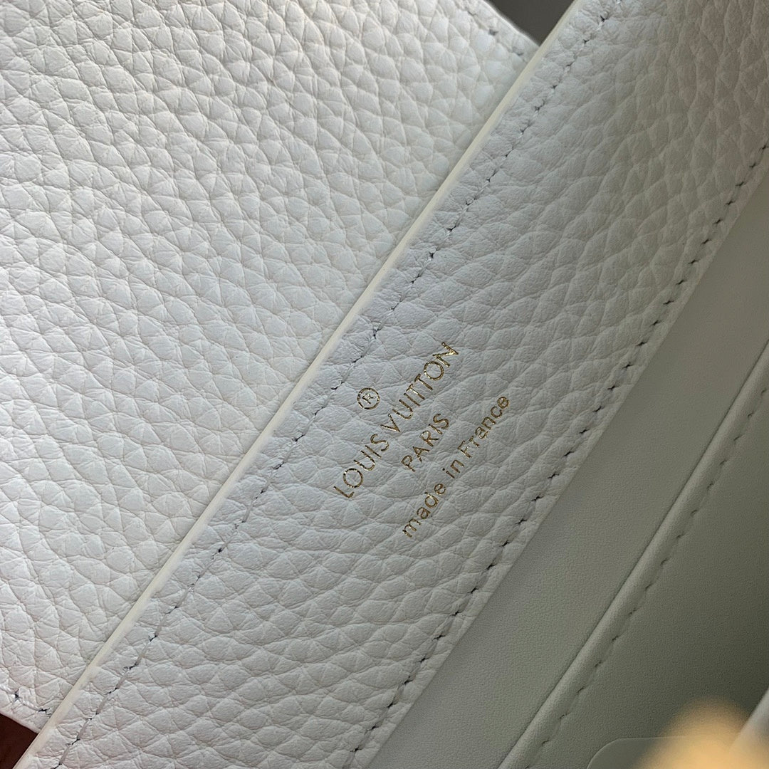 Sac à main Capucines – Réf. M22375 · Blanc Mini