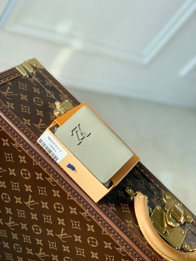 Portefeuille – Réf. M82277