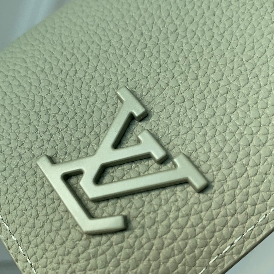 Portefeuille – Réf. M82277
