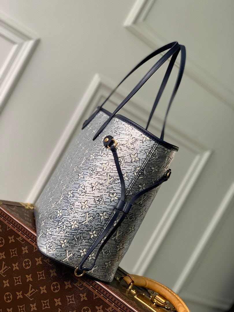 Sac à main Neverfull – Réf. M22921